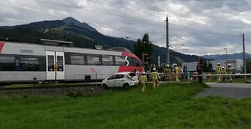 Verkehrsunfall-mit-Schienenfahrzeug